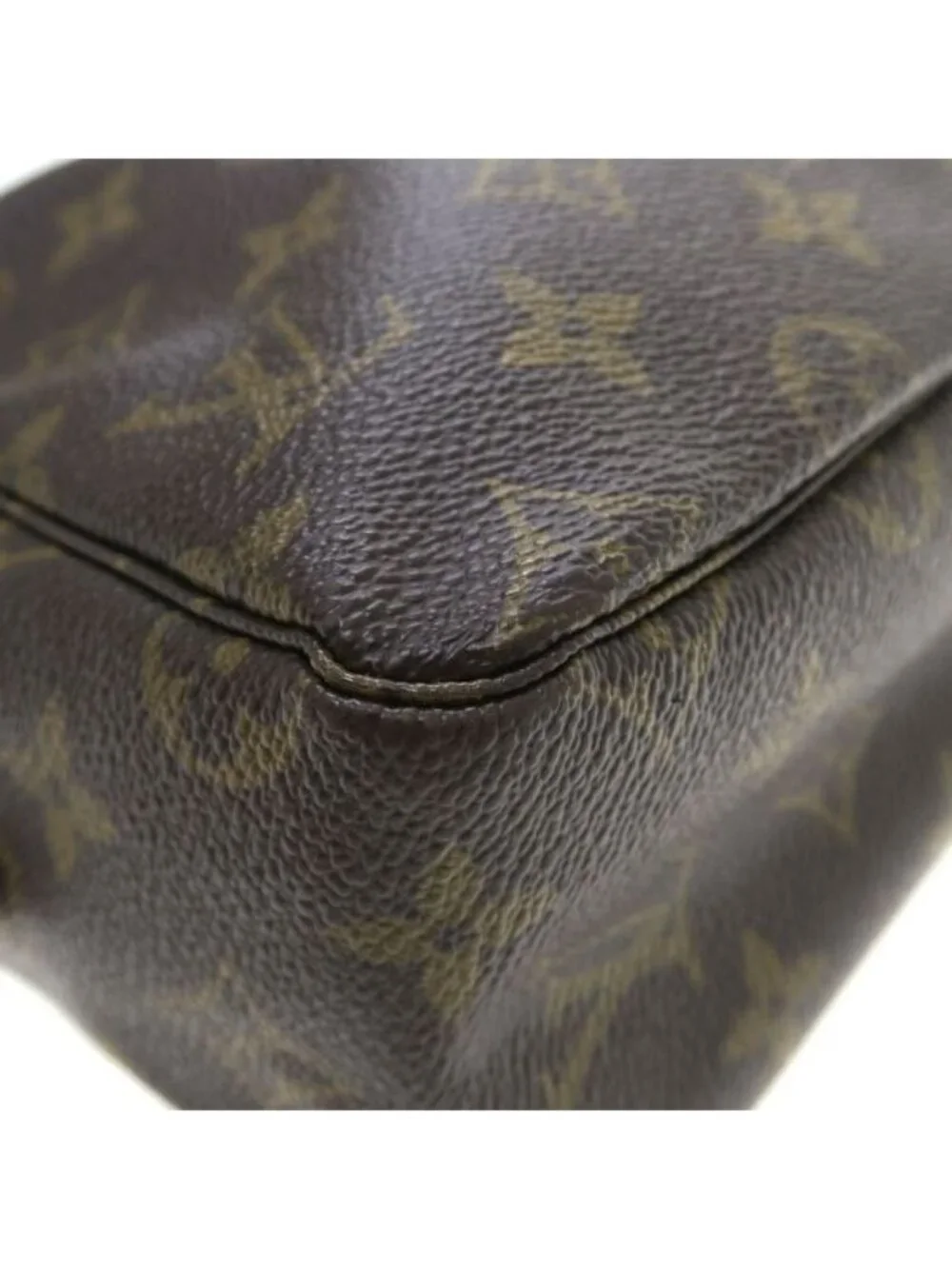 Louis Vuitton Monogram Cosmetic Pouch 28